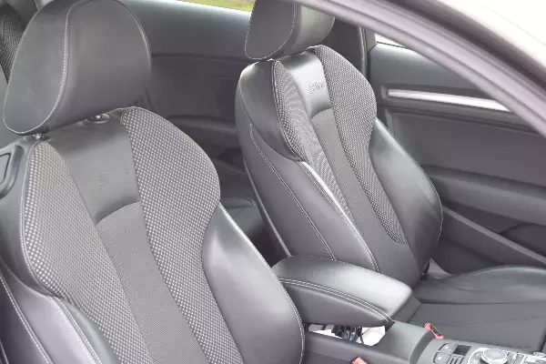 AUDI A3 - Vue détaillée 5