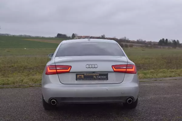 AUDI A6 - Vue détaillée 6