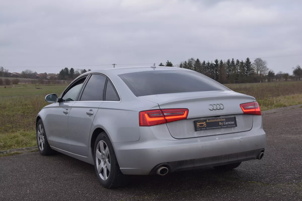 AUDI A6 - Vue détaillée 5