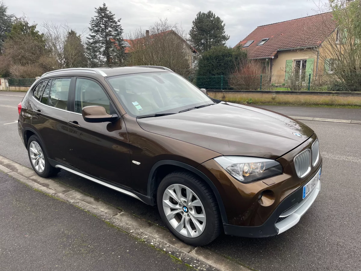 BMW X1 23d Confort - Vue détaillée 5