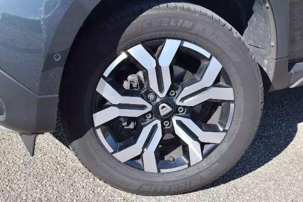 DACIA Duster - Vue détaillée 10