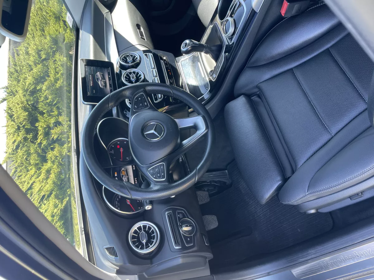 MERCEDES Classe C - Vue détaillée 11