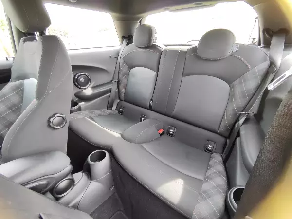 MINI Cooper S - Vue détaillée 6
