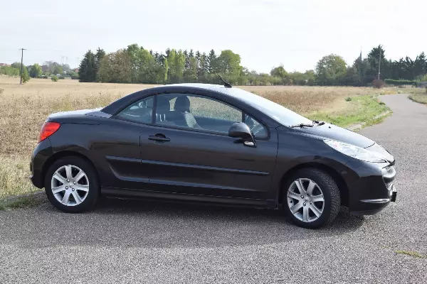 Peugeot 207cc Edition Bose - Vue détaillée 9
