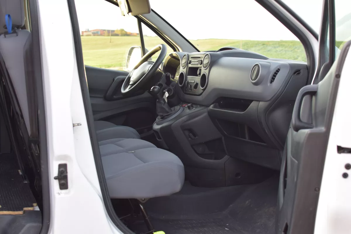 PEUGEOT Partner - Vue détaillée 6