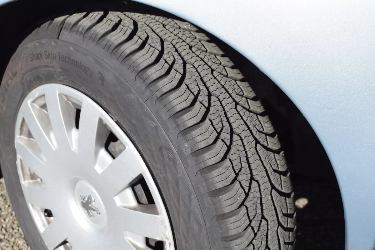PEUGEOT Peugeot 207 1.6 HDi 90 FAP - Vue détaillée 6