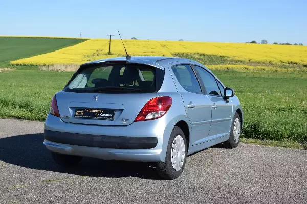 PEUGEOT Peugeot 207 1.6 HDi 90 FAP - Vue détaillée 5