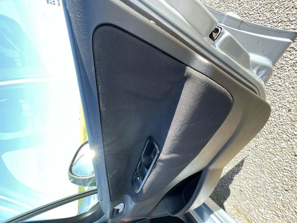 PEUGEOT Peugeot 207 1.6 HDi 90 FAP - Vue détaillée 15