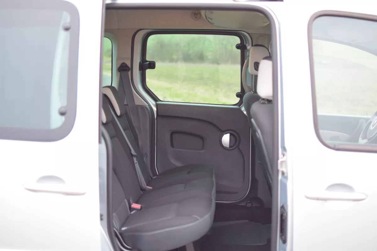 RENAULT Kangoo 1.5 DCI 110ch - Vue détaillée 4
