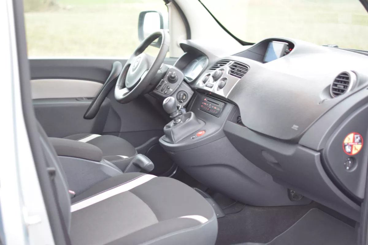 RENAULT Kangoo 1.5 DCI 110ch - Vue détaillée 6