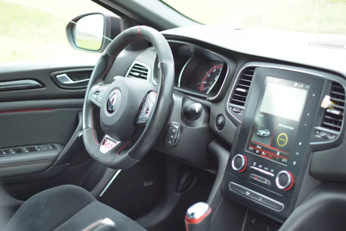 RENAULT Mégane RS TROPHY - Vue détaillée 13