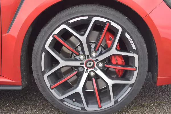 RENAULT Mégane RS TROPHY - Vue détaillée 10