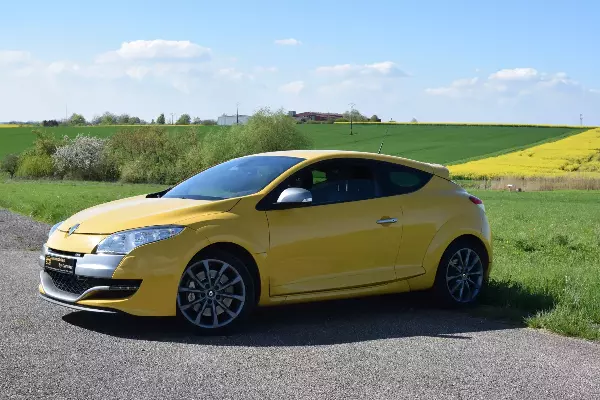 RENAULT Megane 3 RS 2.0T - Vue détaillée 2