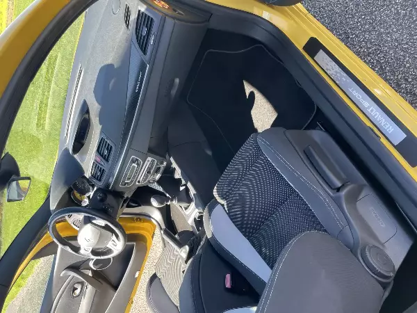 RENAULT Megane 3 RS 2.0T - Vue détaillée 13