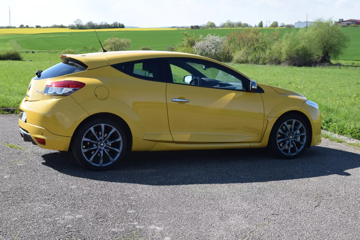 RENAULT Megane 3 RS 2.0T - Vue détaillée 7