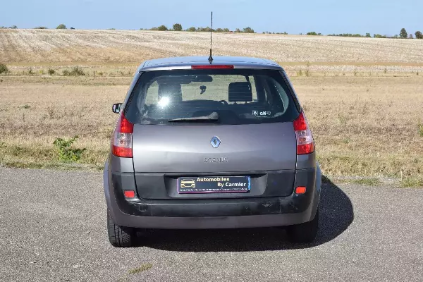 RENAULT Scenic 1.6 16v - Vue détaillée 13