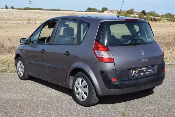 RENAULT Scenic 1.6 16v - Vue détaillée 12