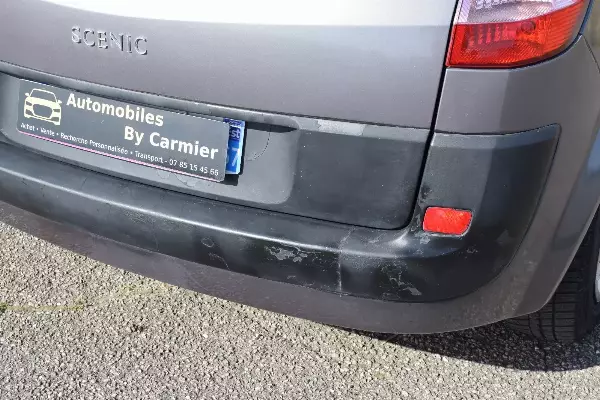 RENAULT Scenic 1.6 16v - Vue détaillée 16