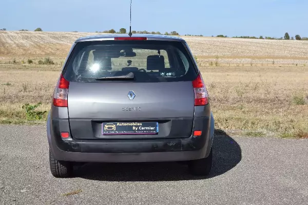 RENAULT Scenic 1.6 16v - Vue détaillée 14