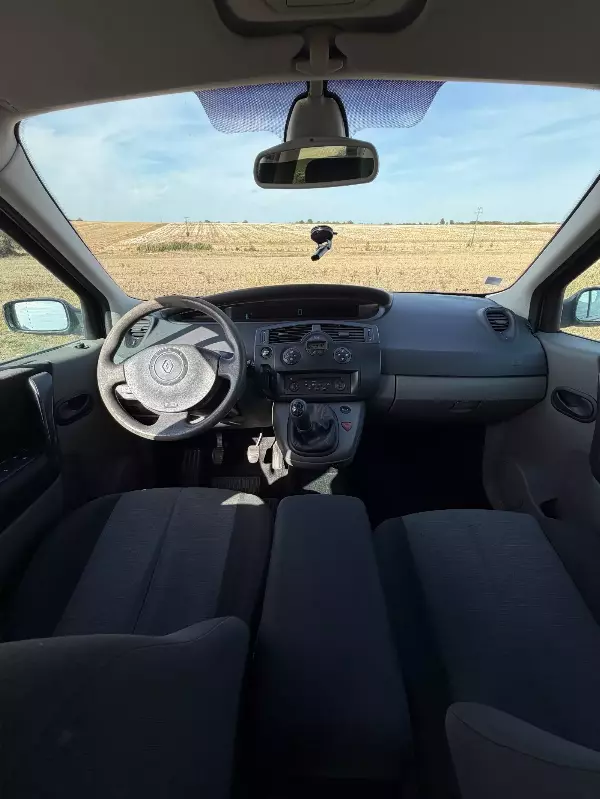 RENAULT Scenic 1.6 16v - Vue détaillée 30