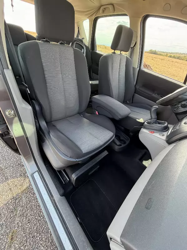 RENAULT Scenic 1.6 16v - Vue détaillée 36
