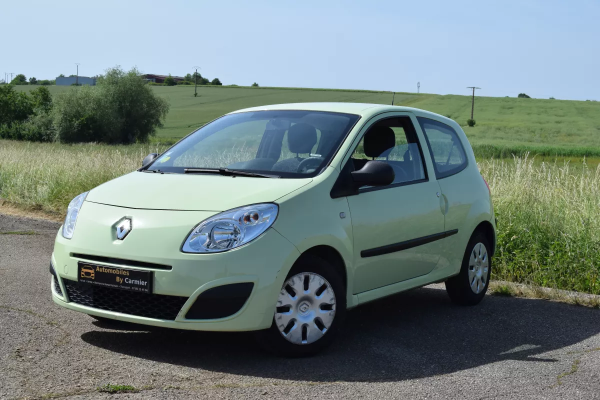 RENAULT Twingo 1.2 16v à Metz