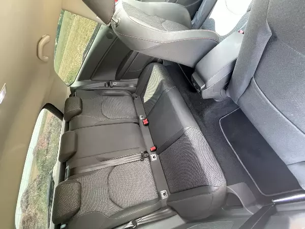 SEAT Leon Fr 2.0 TDI - Vue détaillée 18
