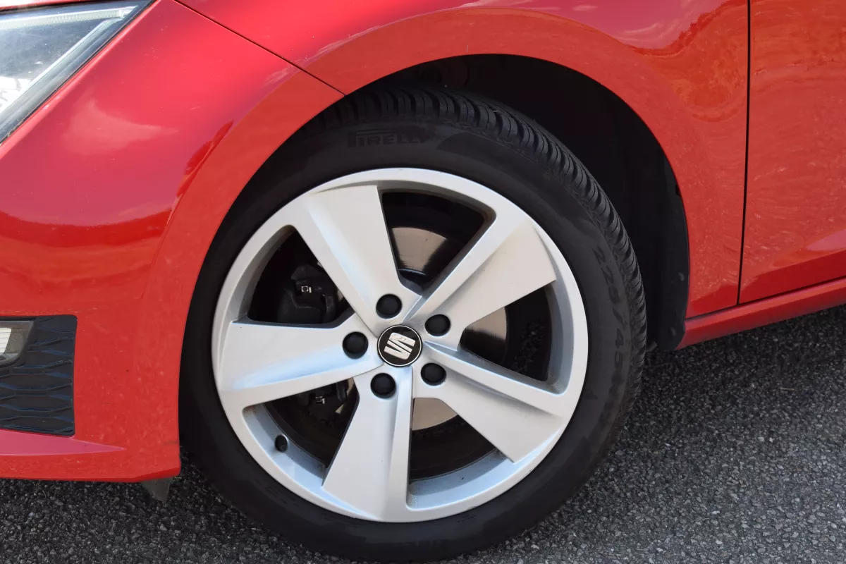SEAT Leon Fr 2.0 TDI - Vue détaillée 11