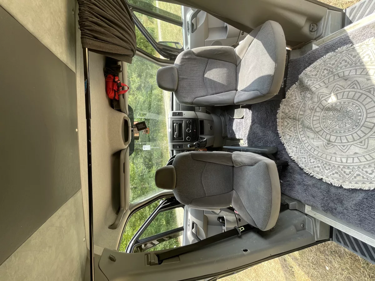 VOLKSWAGEN CRAFTER 2.5 TDI - Vue détaillée 11