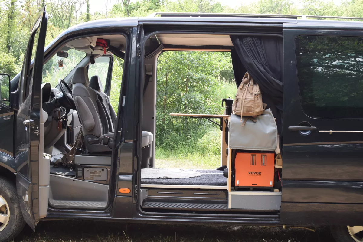 VOLKSWAGEN CRAFTER 2.5 TDI - Vue détaillée 10