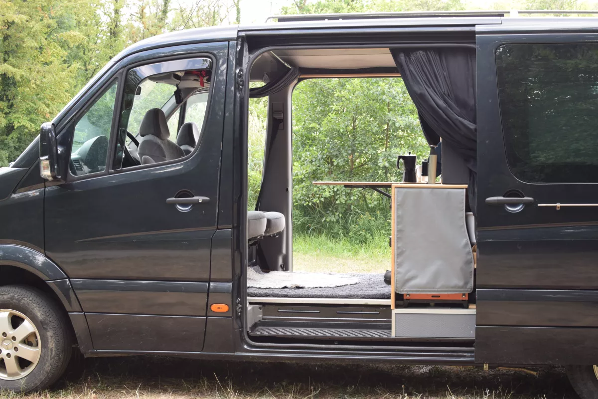 VOLKSWAGEN CRAFTER 2.5 TDI - Vue détaillée 8