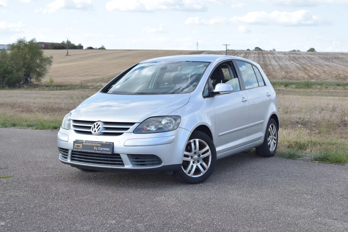 VOLKSWAGEN Golf V + - Photo principale