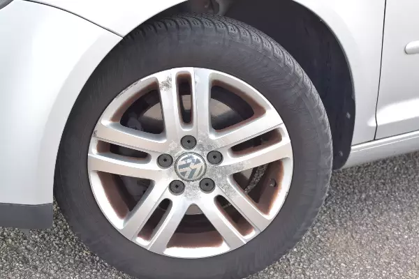VOLKSWAGEN Golf V + - Vue détaillée 6