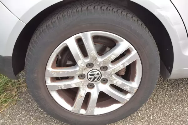 VOLKSWAGEN Golf V + - Vue détaillée 13