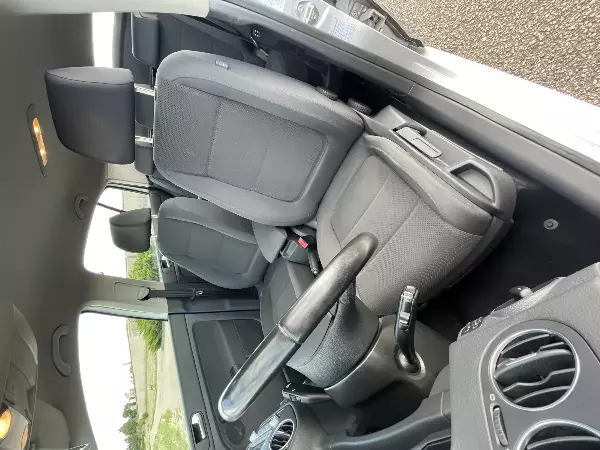 VOLKSWAGEN Golf V + - Vue détaillée 34