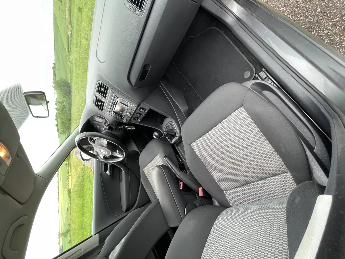 VOLKSWAGEN Polo 1,6 TDI - Vue détaillée 18