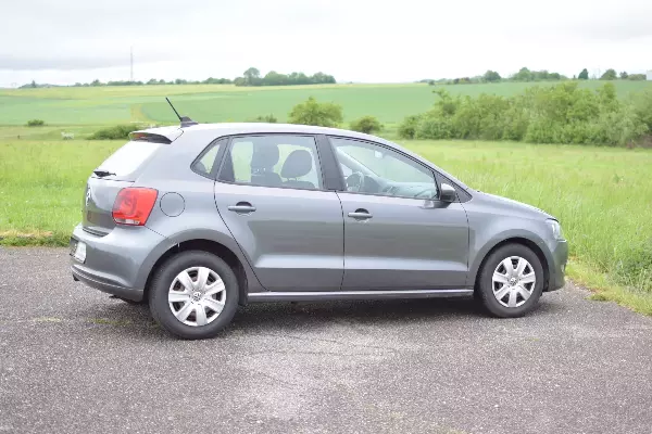 VOLKSWAGEN Polo 1,6 TDI - Vue détaillée 9