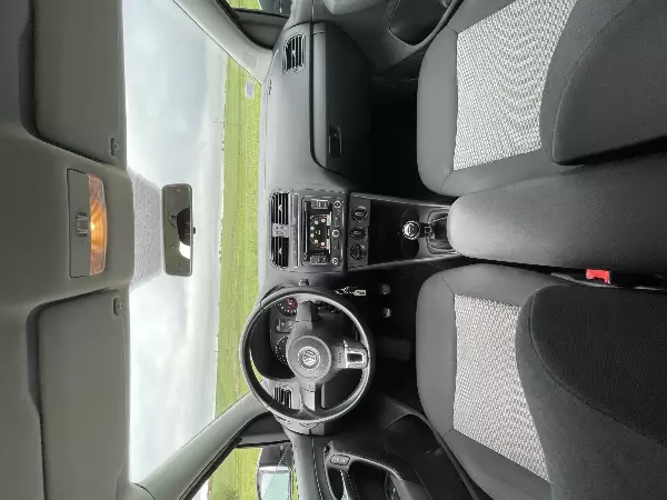 VOLKSWAGEN Polo 1,6 TDI - Vue détaillée 12