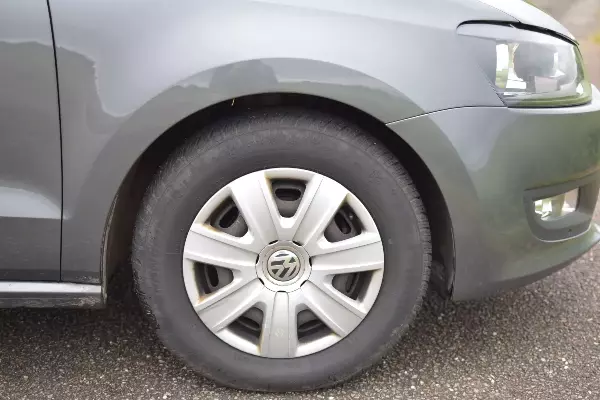 VOLKSWAGEN Polo 1,6 TDI - Vue détaillée 11