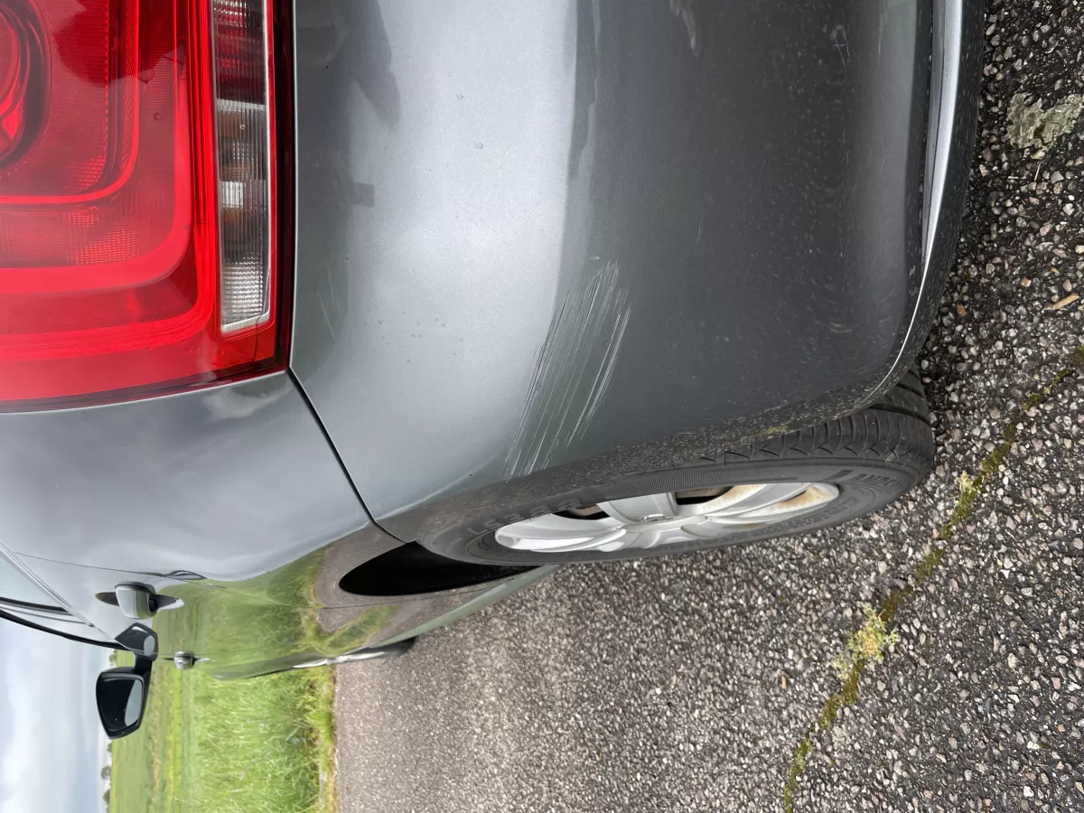 VOLKSWAGEN Polo 1,6 TDI - Vue détaillée 16